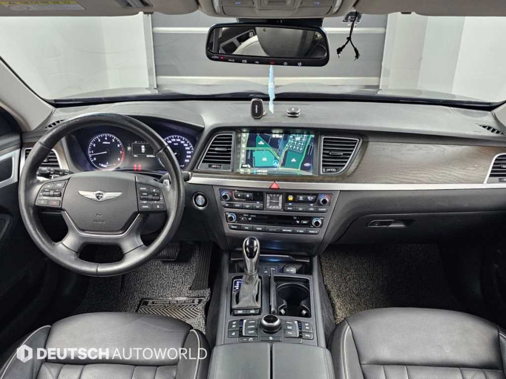 Hyundai Genesis — photo 07