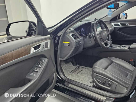 Hyundai Genesis — photo 11