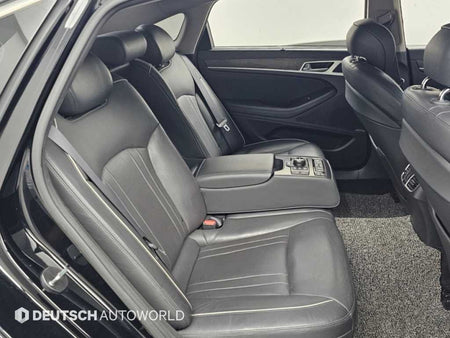 Hyundai Genesis — photo 12
