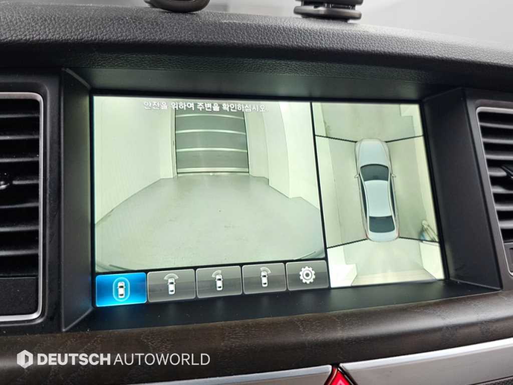 Hyundai Genesis — photo 15
