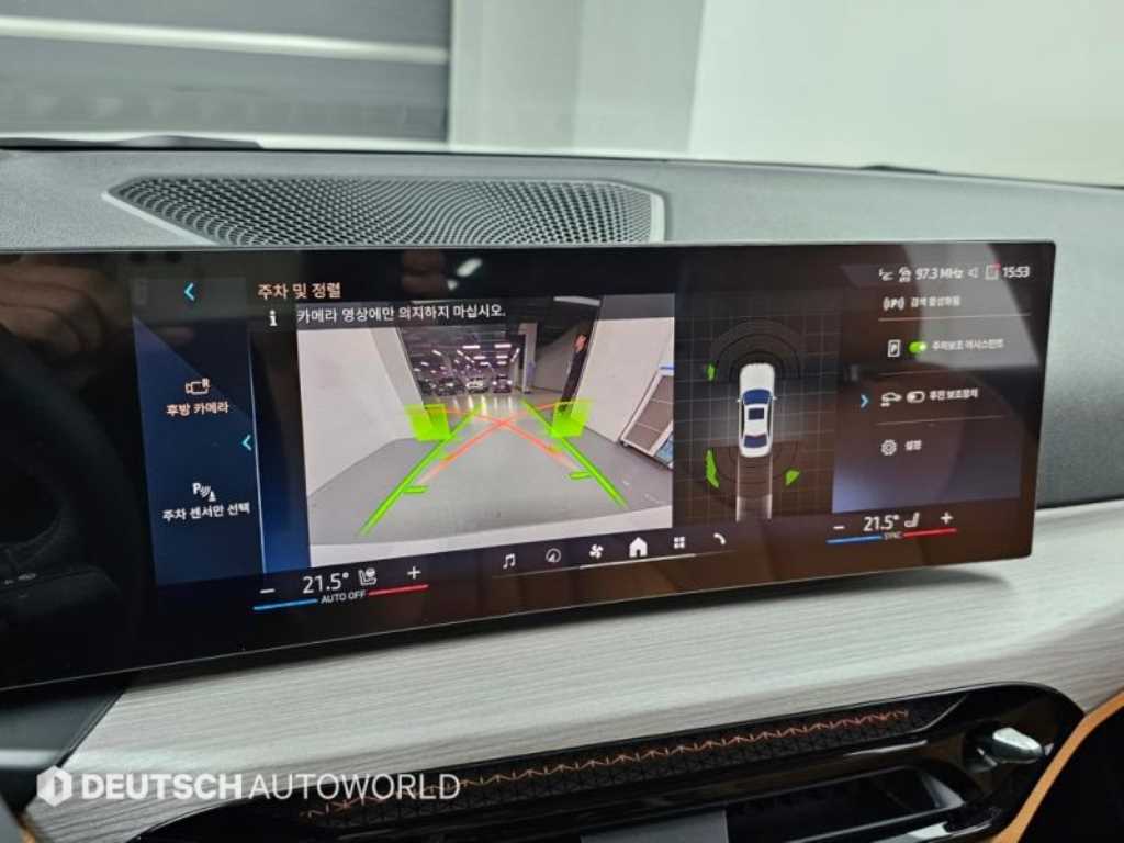 BMW 3-Series — photo 15