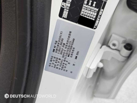 BMW 3-Series — photo 20