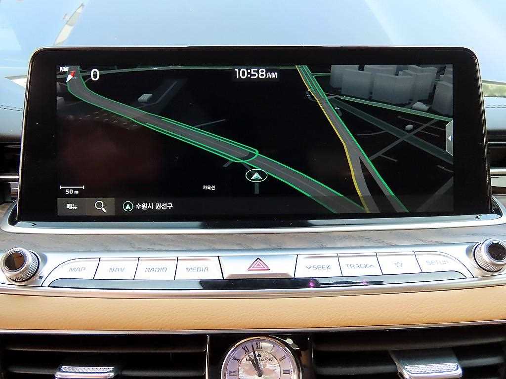 Kia K9 — photo 14