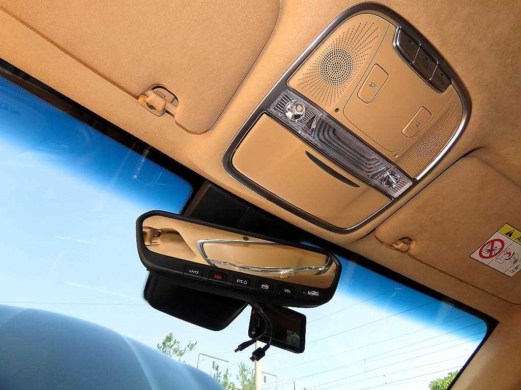 Kia K9 — photo 15