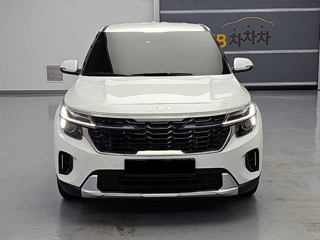 Kia Seltos — photo 02