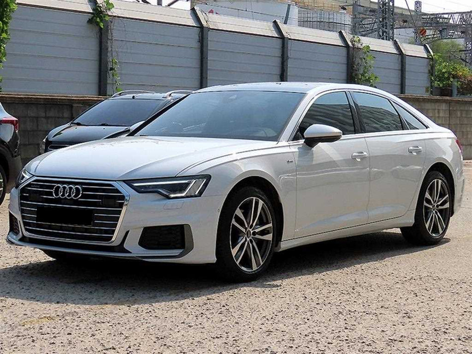Audi A6 — photo 02