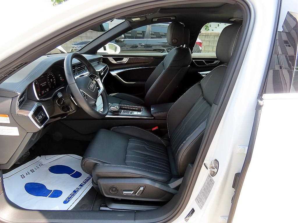 Audi A6 — photo 05