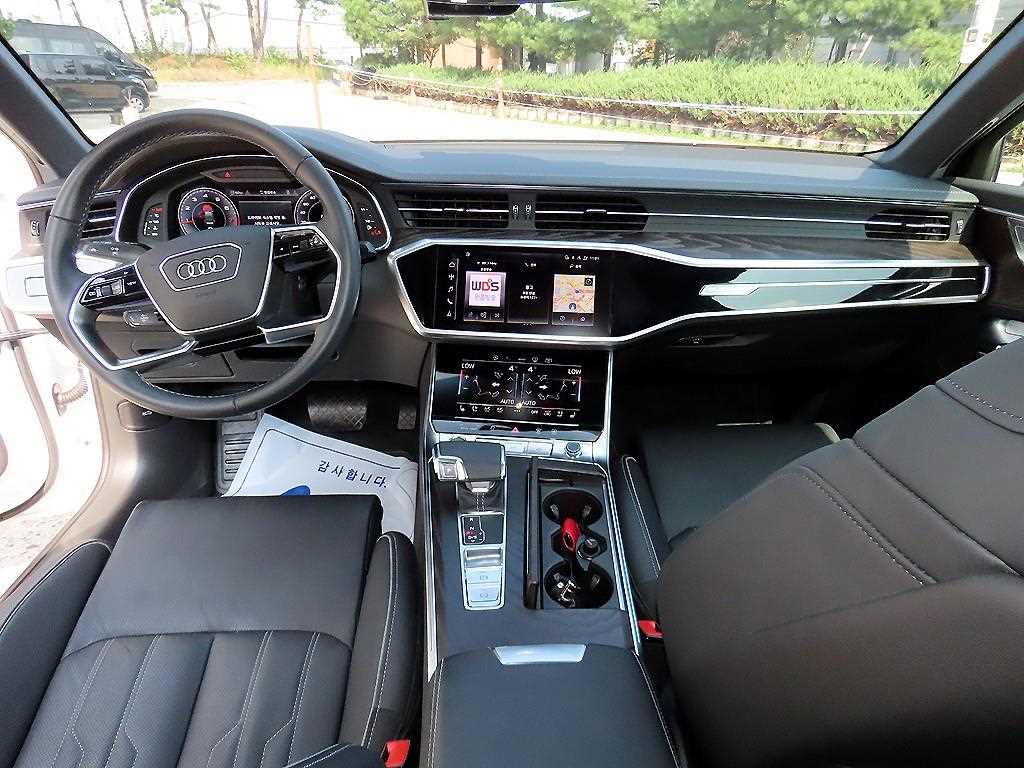 Audi A6 — photo 07