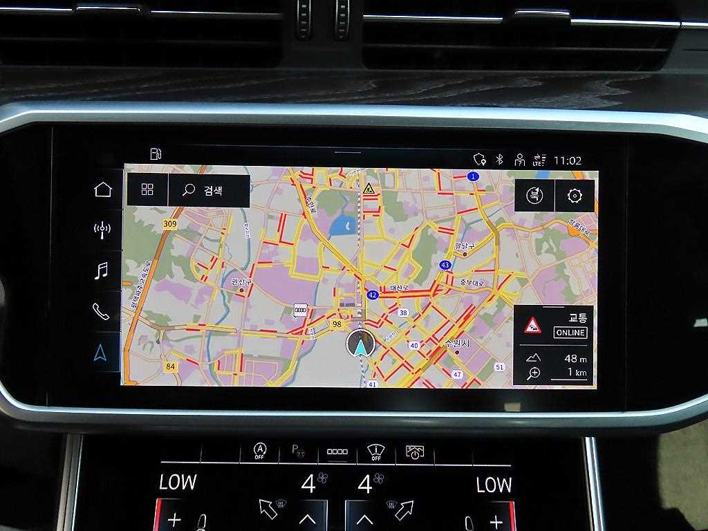 Audi A6 — photo 13