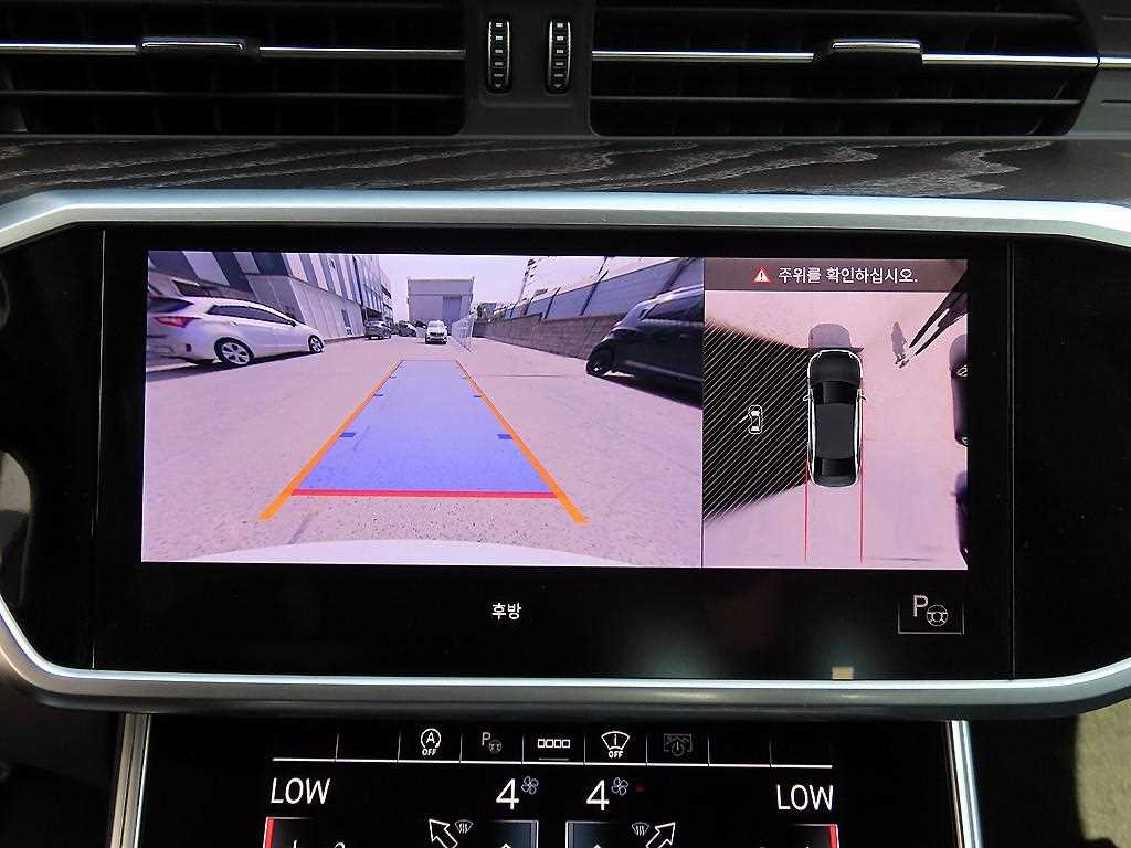 Audi A6 — photo 14