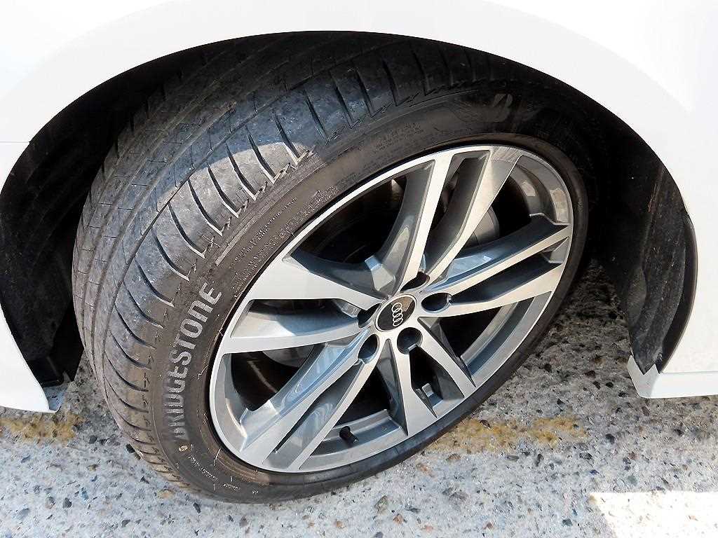 Audi A6 — photo 20