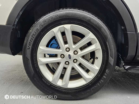 Ford Explorer — photo 05