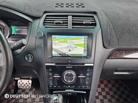 Ford Explorer — photo 14