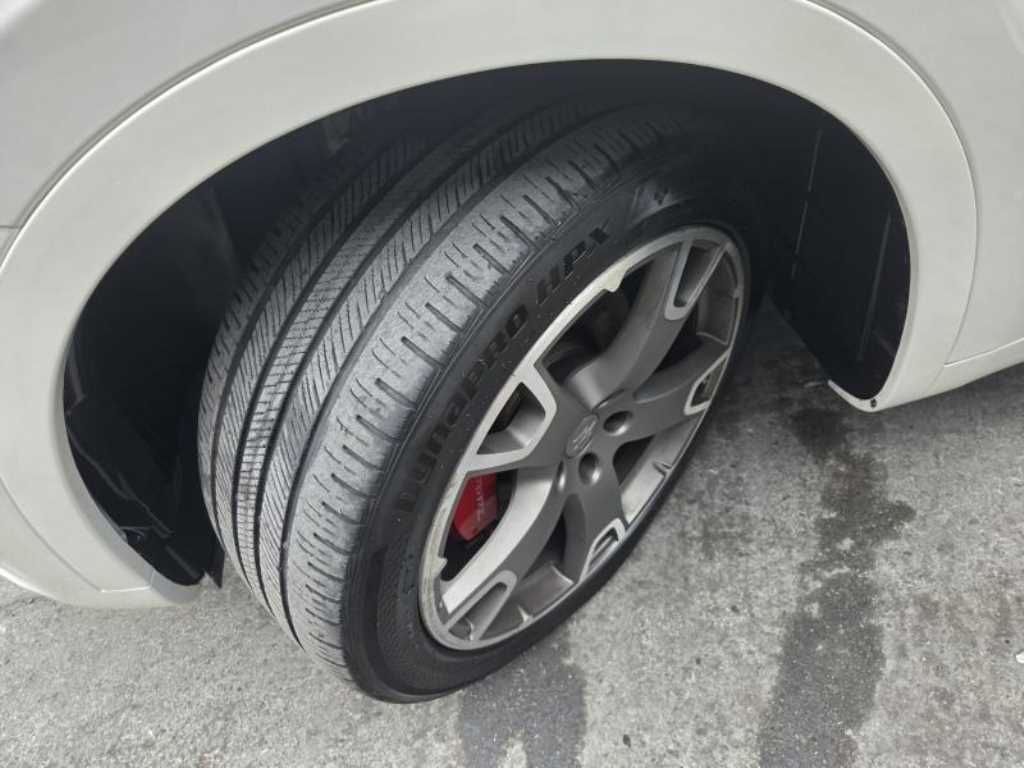 Maserati Levante — photo 20