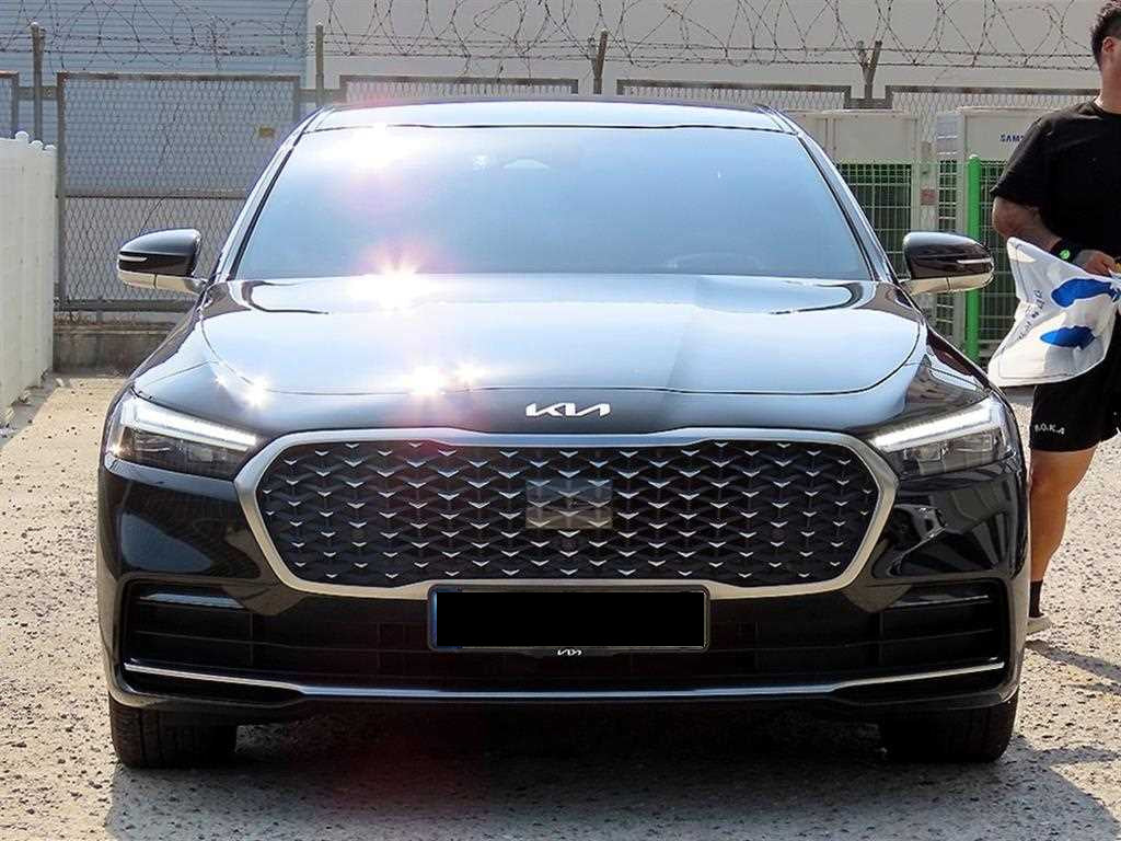 Kia K9 — photo 01