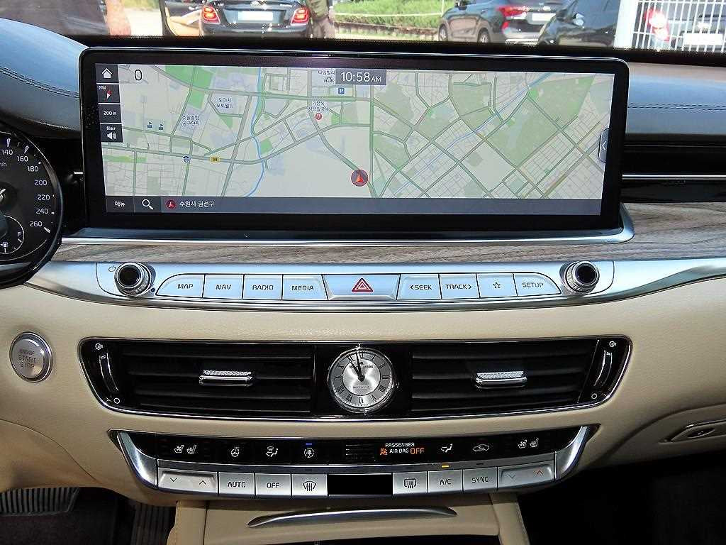 Kia K9 — photo 14