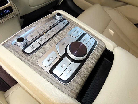 Kia K9 — photo 17