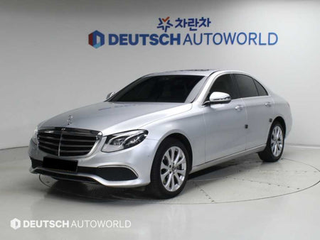 Mercedes-Benz E-Class — photo 01