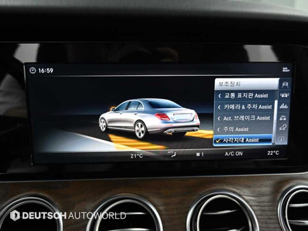 Mercedes-Benz E-Class — photo 17