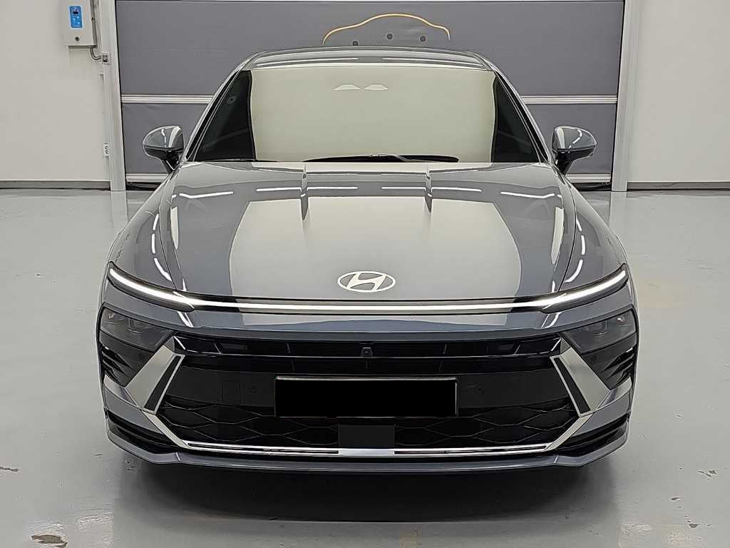 Hyundai Sonata — photo 02