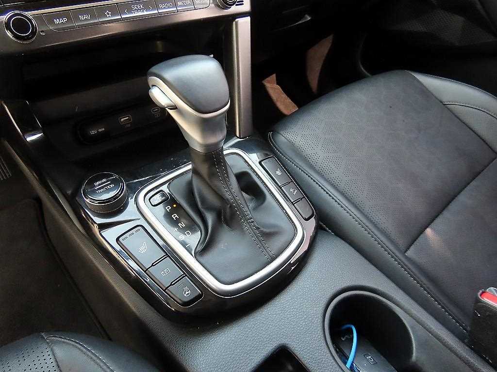 Kia Seltos — photo 10