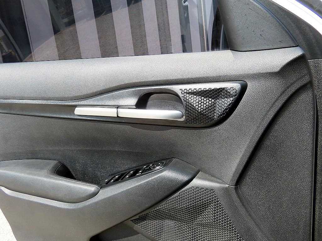 Kia Seltos — photo 11