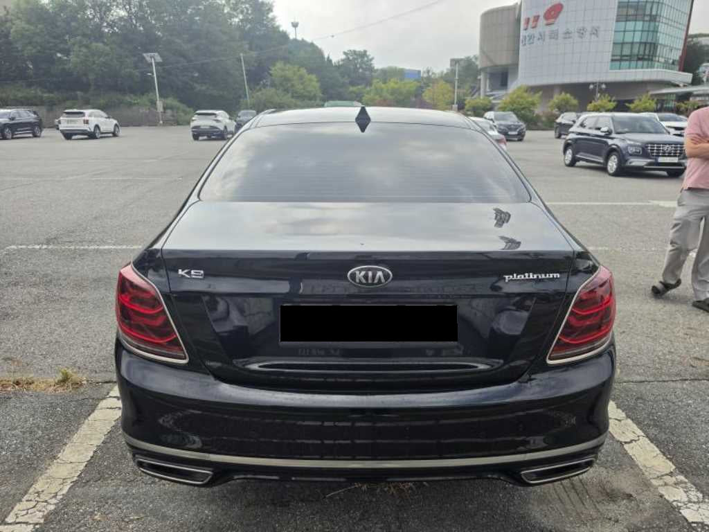 Kia K9 — photo 03