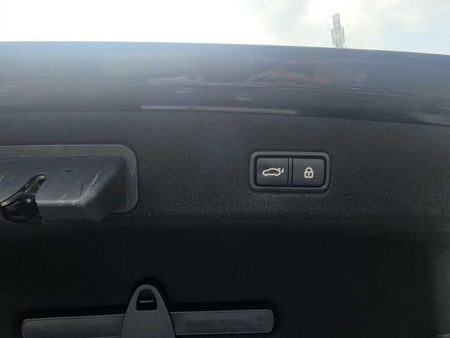 Kia K9 — photo 06
