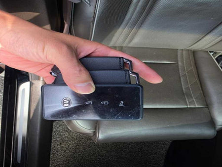 Kia K9 — photo 16