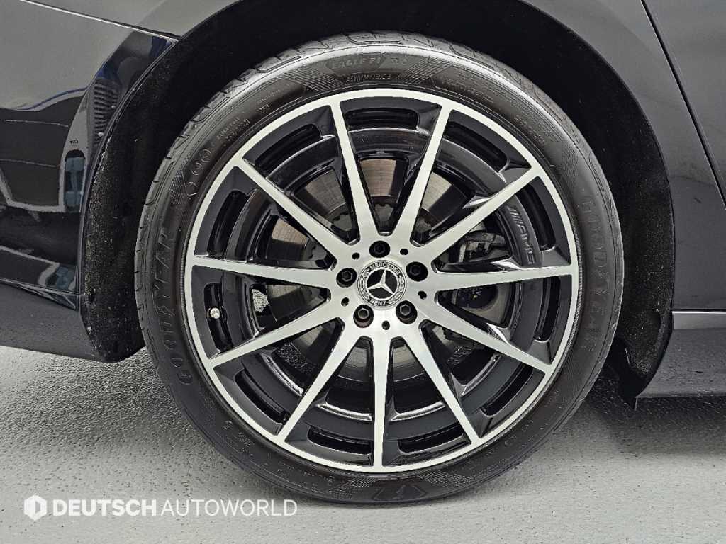 Mercedes-Benz EQS — photo 05