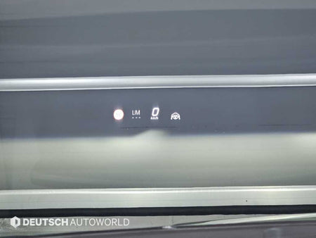 Mercedes-Benz EQS — photo 17