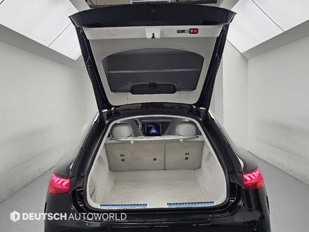 Mercedes-Benz EQS — photo 19