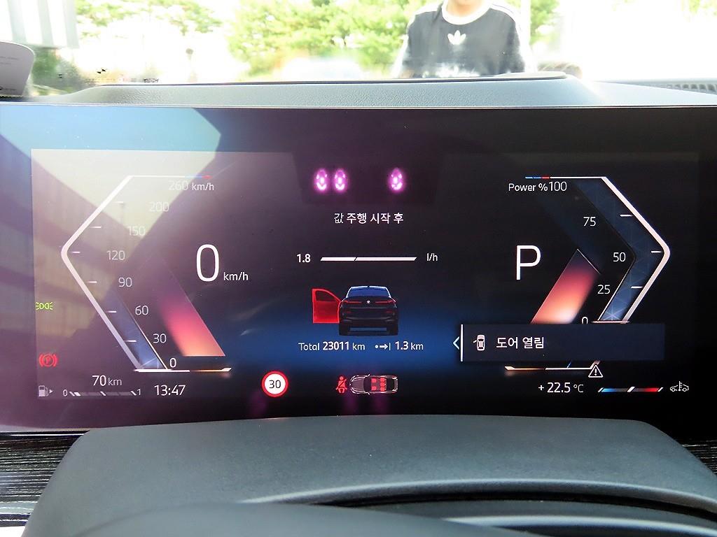 BMW X6 — photo 09