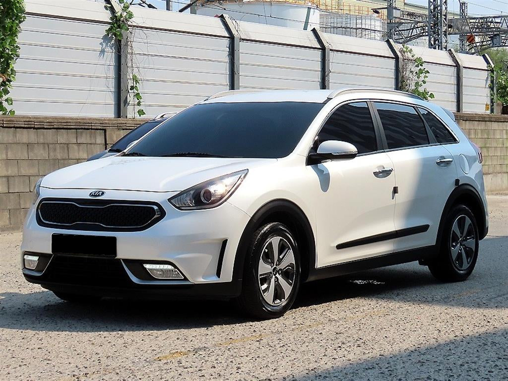 Kia Niro — photo 02