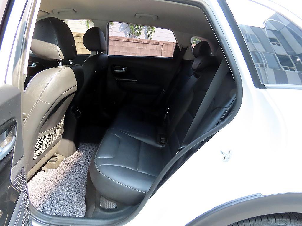 Kia Niro — photo 06