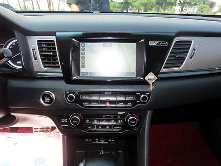 Kia Niro — photo 13