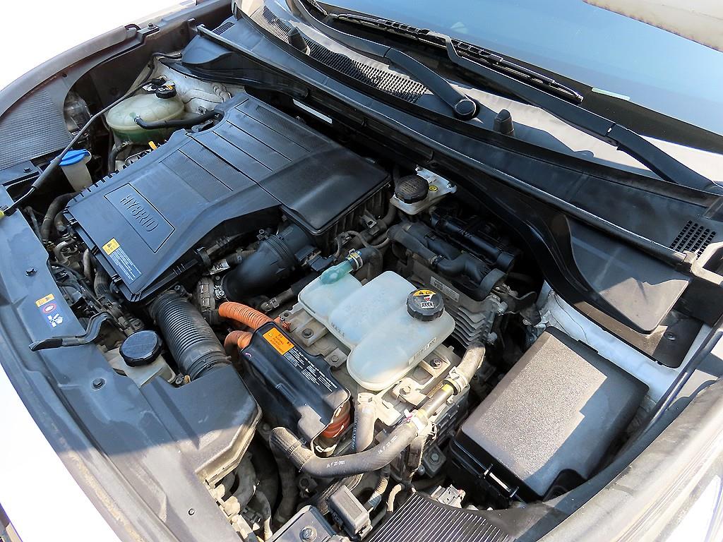 Kia Niro — photo 19