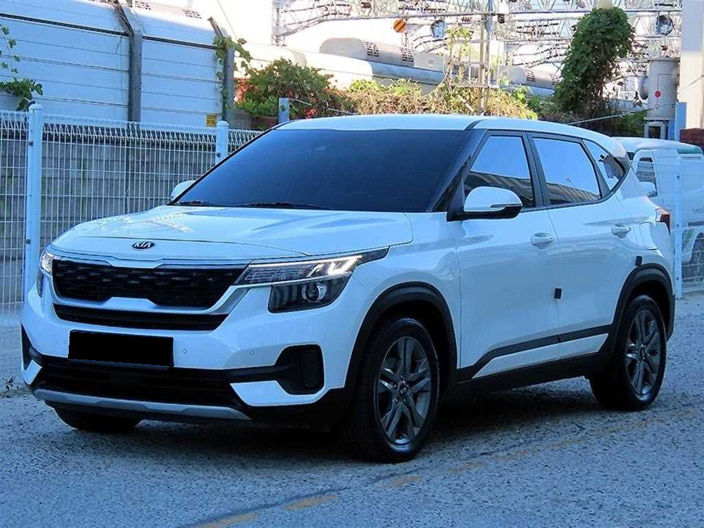 Kia Seltos — photo 02