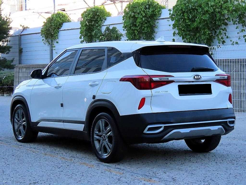 Kia Seltos — photo 03