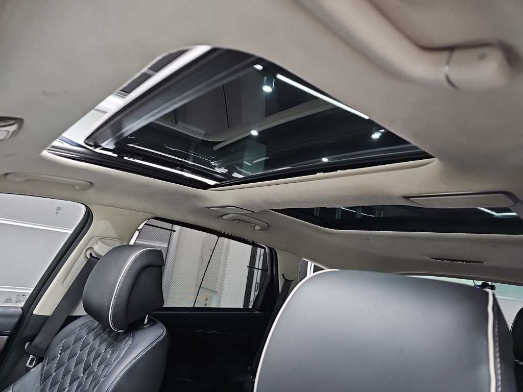 Genesis GV80 — photo 15