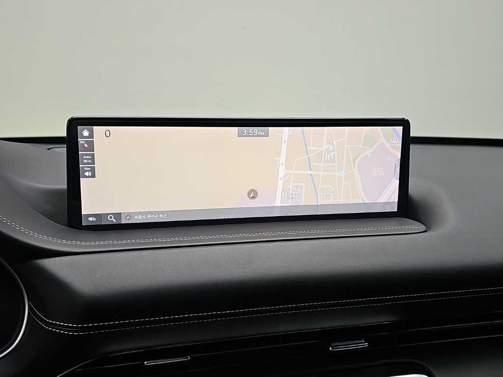 Genesis GV80 — photo 16