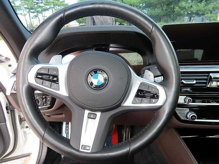BMW 5-Series — photo 08