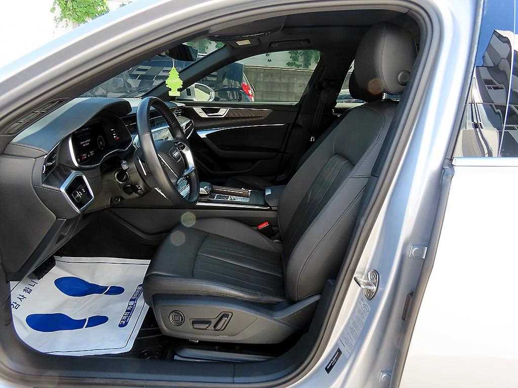Audi A6 — photo 05