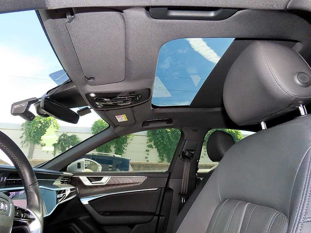 Audi A6 — photo 17