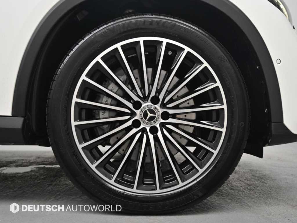 Mercedes-Benz GLC-Class — photo 05