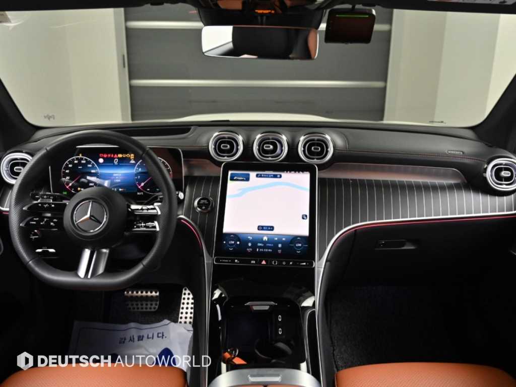 Mercedes-Benz GLC-Class — photo 07