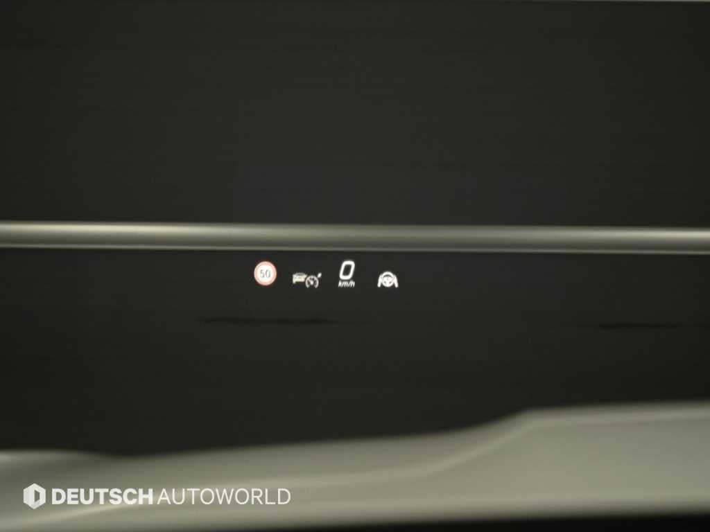 Mercedes-Benz GLC-Class — photo 17