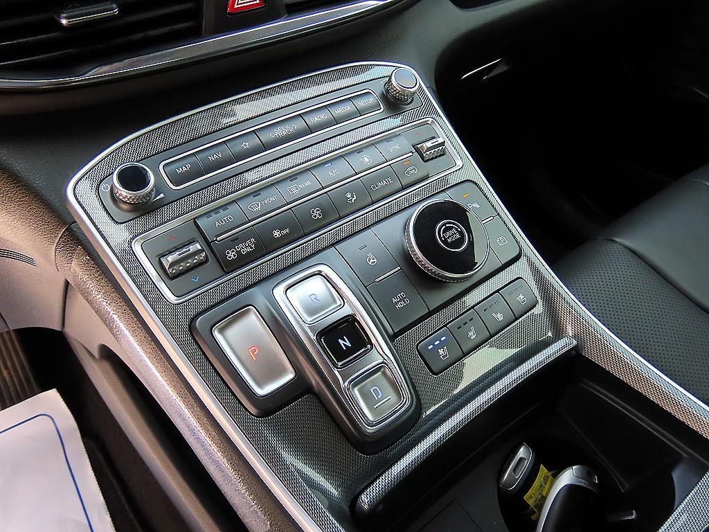 Hyundai Santafe — photo 10