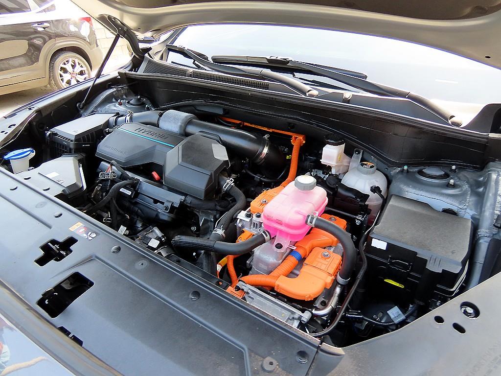Hyundai Santafe — photo 19