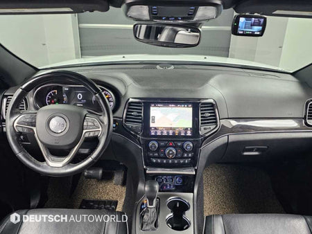Jeep Cherokee — photo 07